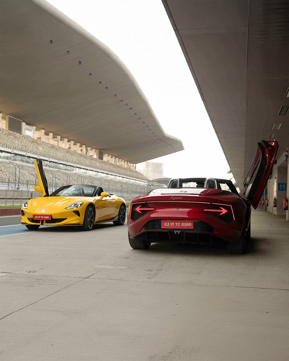 High-five, the Cyberster way.

#MGSelect #MGCyberster