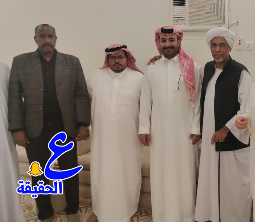 🔴أقامت قبيلة الشكرية والجالية السودانية بمدينة #حائل حفل تكريم لرجل الأعمال الشهم / أحمد بن فهد المخيدش الشمري و الذي ساهم بدرجة كبيرة في تسديد دية بمئات الآلاف كانت على أحد السودانيين المحكوم عليه بالقتل الخطأ نتيجة لحادث مروري. #صحيفة_عين_الحقيقة