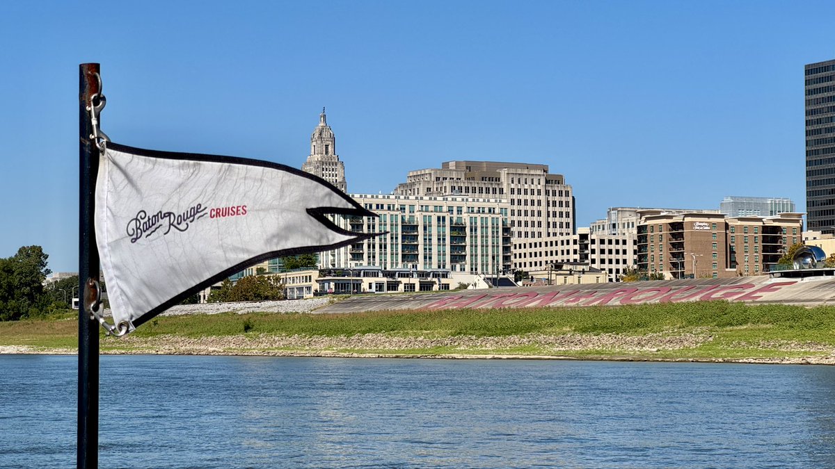 IntrepidEscape's tweet image. Boat trip on the Mississippi? Don’t mind if I do!! This is from Baton Rouge with Baton Rouge Cruises 🤩🇺🇸

#ExploreBatonRouge #MyLouisiana