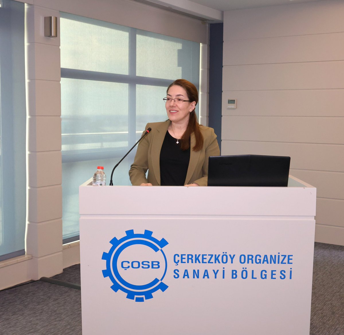 CerkezkoyOsb's tweet image. UN Global Compact Türkiye&apos;nin düzenlediği &quot;İş Dünyasının Sürdürülebilirlik Yolculuğu&quot; etkinliği, Çerkezköy Organize Sanayi Bölgesi’nde (ÇOSB) iş dünyası temsilcilerini bir araya getirdi.
#ÇOSB #UNGlobalCompact #ÇerkezköyOSB