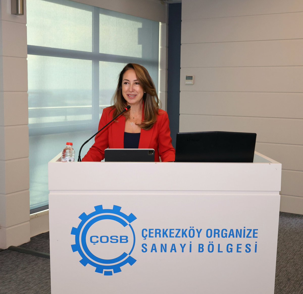 CerkezkoyOsb's tweet image. UN Global Compact Türkiye&apos;nin düzenlediği &quot;İş Dünyasının Sürdürülebilirlik Yolculuğu&quot; etkinliği, Çerkezköy Organize Sanayi Bölgesi’nde (ÇOSB) iş dünyası temsilcilerini bir araya getirdi.
#ÇOSB #UNGlobalCompact #ÇerkezköyOSB