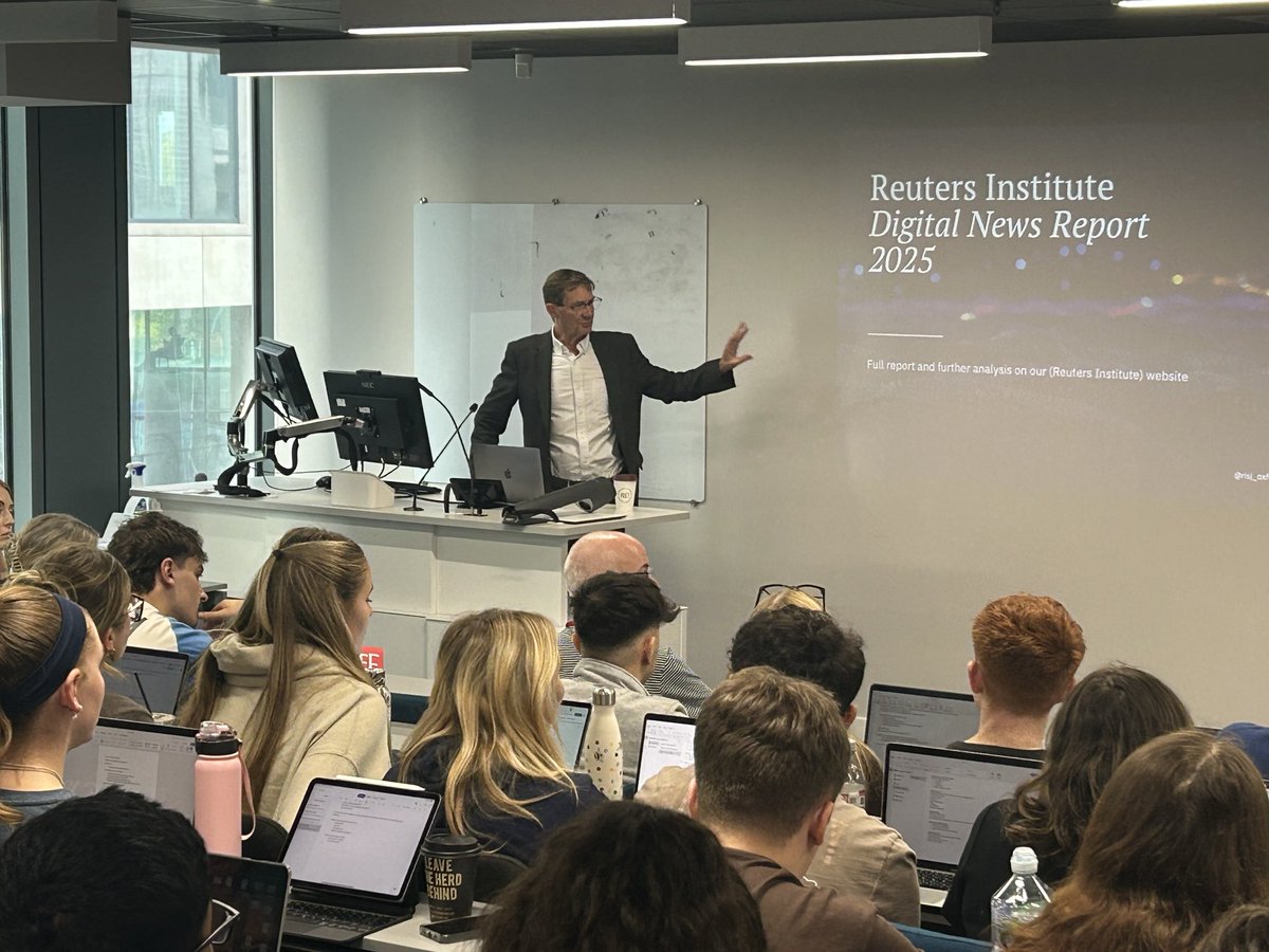 Gavinallen's tweet image. Huge thanks to @nicnewman on his last visit to @CardiffJomec to talk about his research work on the
Reuters Digital News Report. 

It’s a real privilege for our students to have access to your brain and experience.

We’ll see you in the future with your new projects.