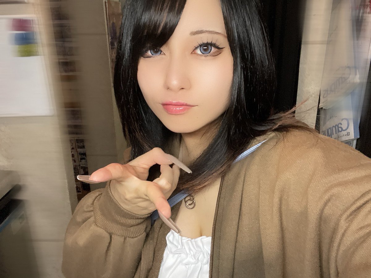 👾出勤しましたっ🎮

今日は、20-L(あるけみ20)
 #20DJナイト ですー！！！

良かったらお話しましょ✨️
 
 #あるけみすと20  #アニソンDJバー 
 #アニソン  #アニメ  #コンカフェ