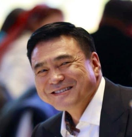 ЗГ-аа огцруулахыг дэмжиж кноп дарсан цор ганц түгжил нь Самарсайхан байлаа!!!
Цаашдаа энэ ЗГ нь үргэлжлэх ч бай үргэлжлэхгүй ч бай дараагийн ЗГ нь ийм ллрын хулгайч нарыг л кабинетдаа бүү ойртуулаарай!!!