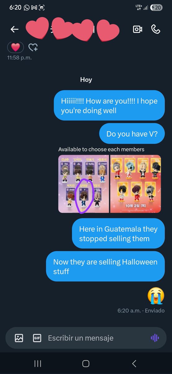 V3nS's tweet photo. Llega a Mc y cómo ya están vendiendo mierdas de Halloween y ya no le venden el que le falta, procede a comprárselo en South Korea, obvio. https://t.co/k9COfiipMJ