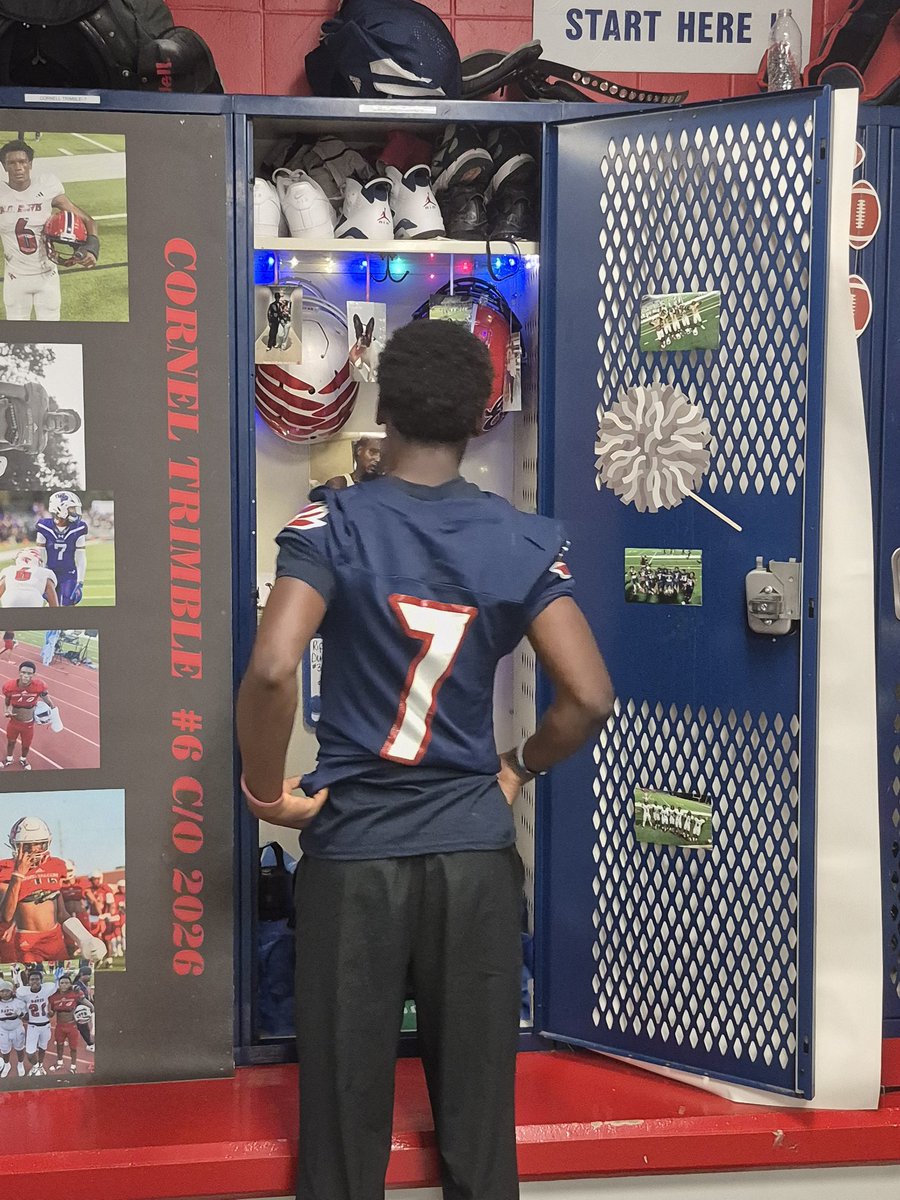 B. O. DAVIS FALCONS FOOTBALL
Happy Home Coming
#FlockFamily