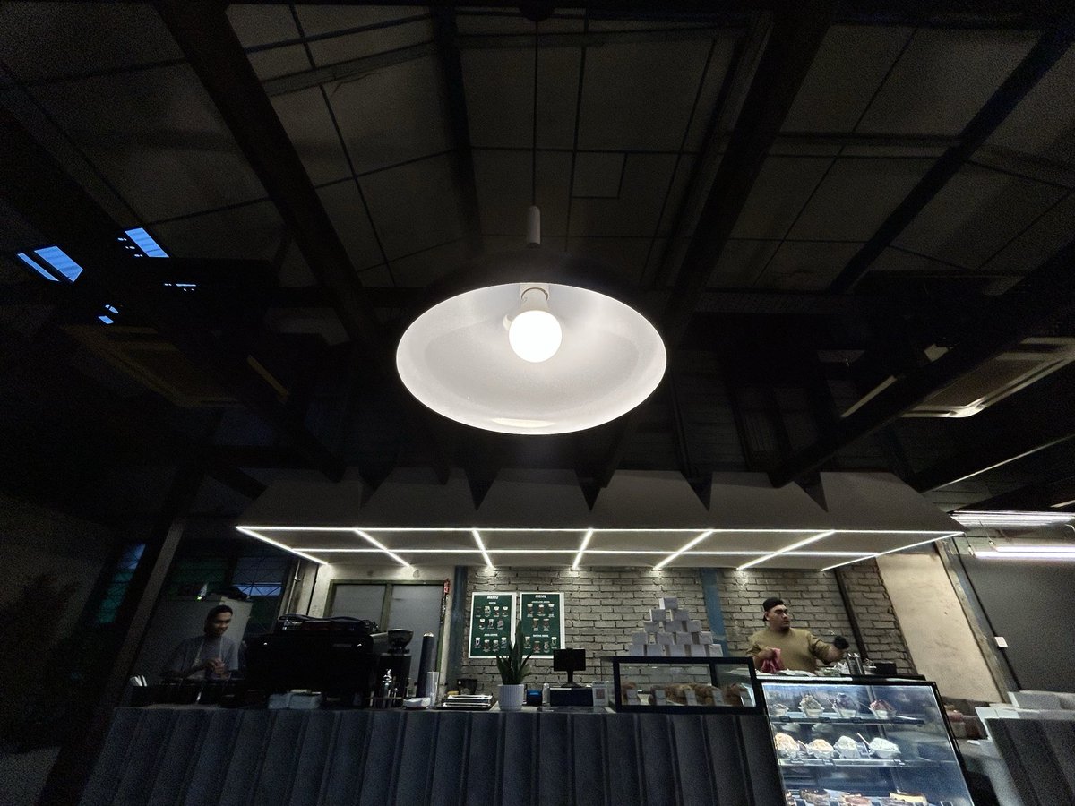 Peram
Jalan Raja Syed Alwi, Kangar
Perlis

kafe ini suasananya sangat estetik

kerana diubahsuai dari sebuah kedai

juga dengan pelbagai menu menarik

<a href="/OhMyPerlis/">Rakyat ke-8 🌺🇲🇾</a>