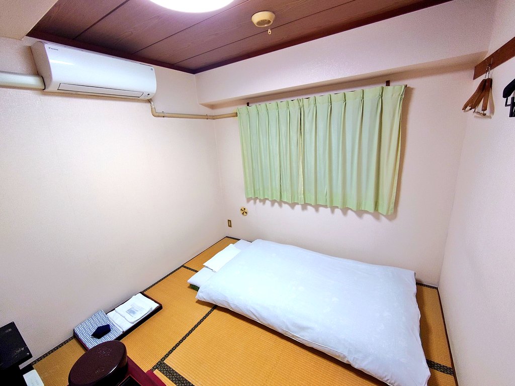 窓際のゆったん 山善 蓄熱式 湯たんぽ コードレス 省エネ デスクワーク 節電 あんか