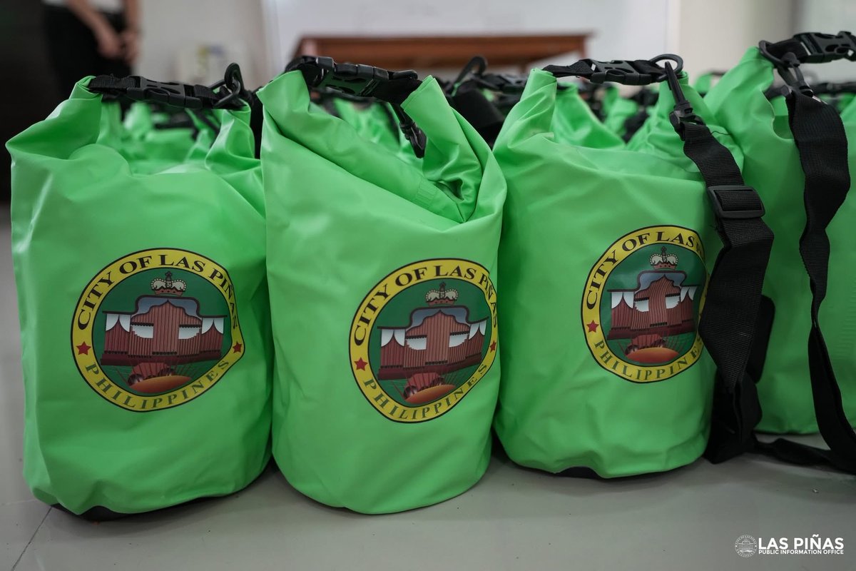 pinas_city's tweet image. LAS PIÑAS LGU, SINIMULAN NANG MAMAHAGI NG COMMUNITY GO BAGS ✅

TINGNAN: Sinimulan na ng Pamahalaang Lungsod ng Las Piñas ang pamamahagi ng mga Community Go Bags sa iba’t ibang Homeowners Associations (HOAs) sa Las Piñas City.

#LPCUpdate 
#LasPiñas