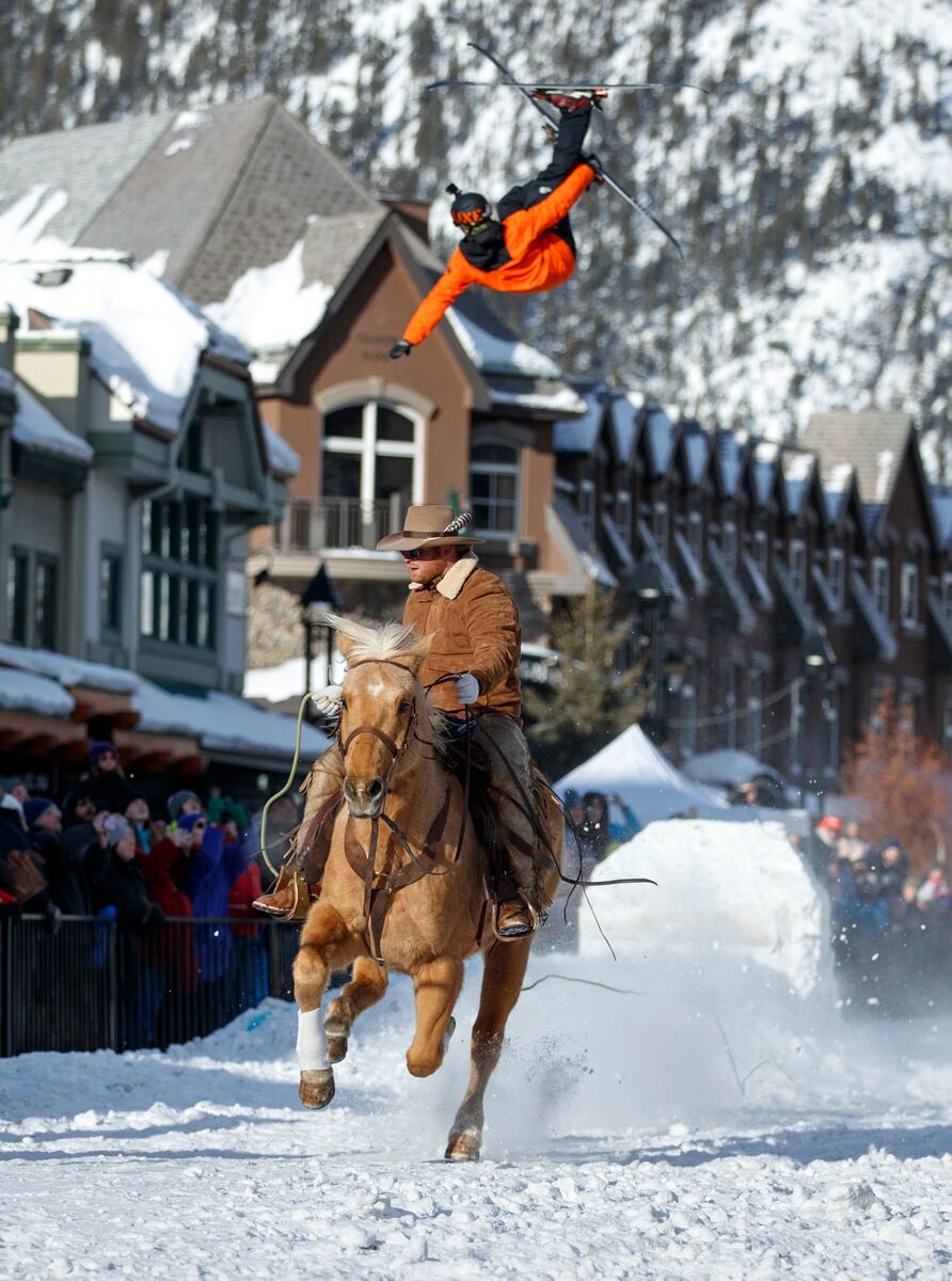 CAROLINE KELLY | new york tweet media