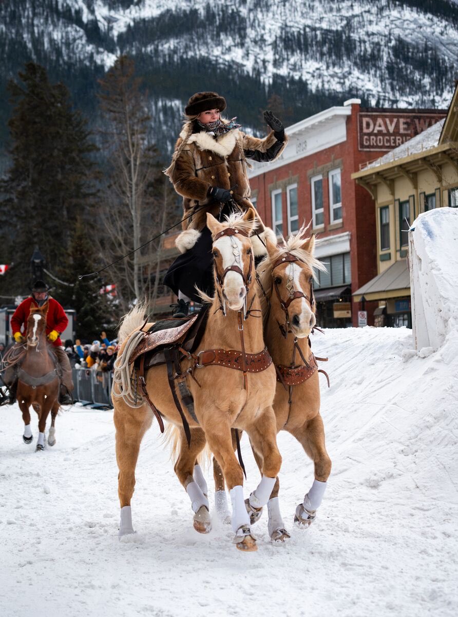 CAROLINE KELLY | new york tweet media