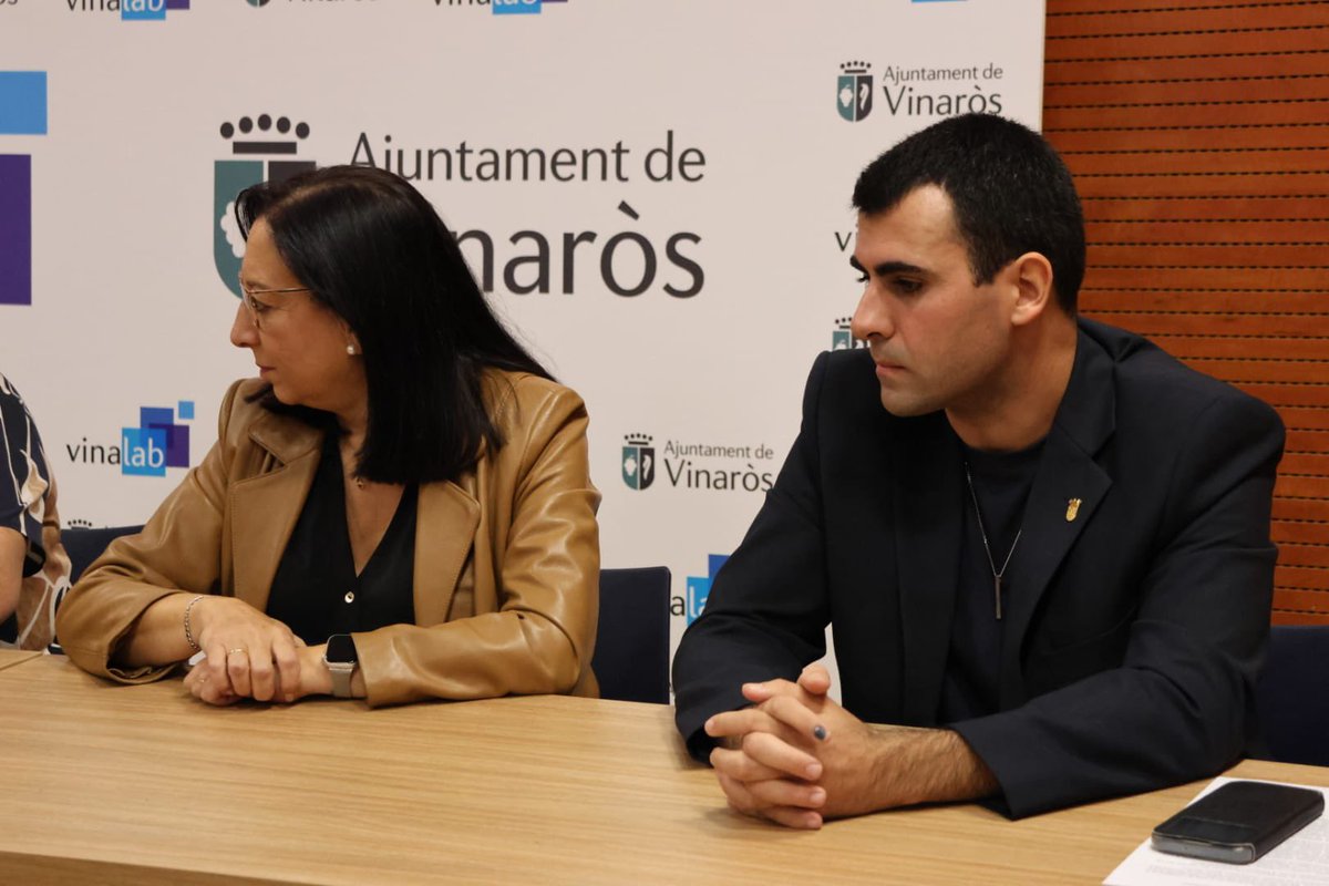 Llanos Massó tweet media