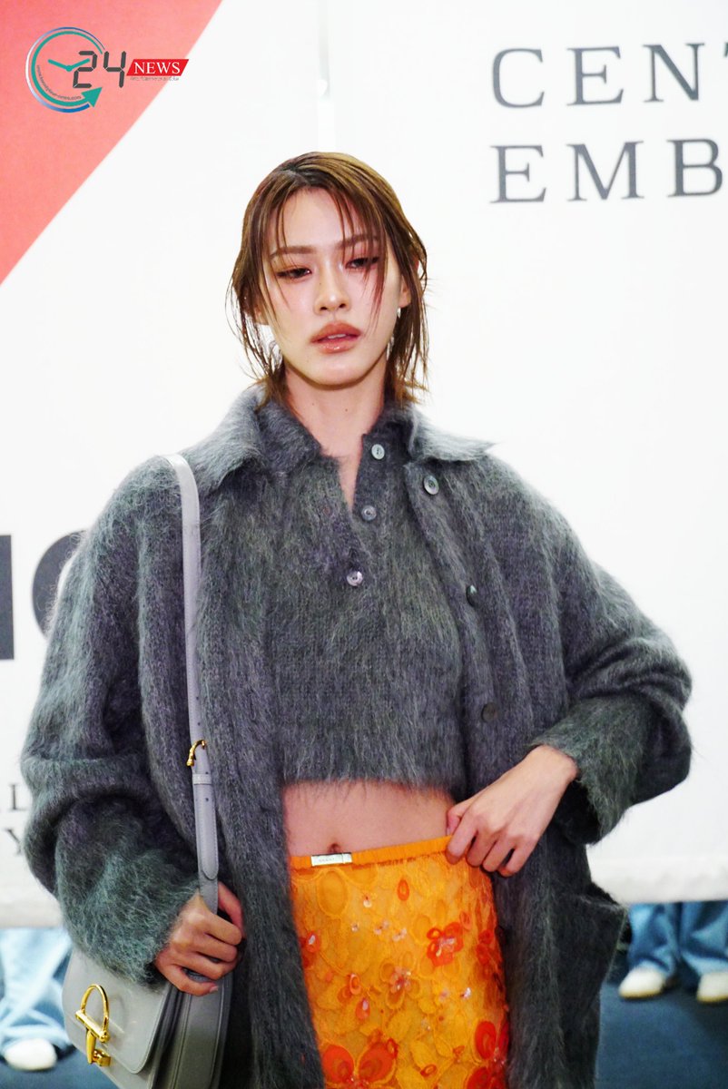 _24News_'s tweet image. เอมี่ ทรส ในงาน Amazing Central Embassy ❤️ Fashion

JOIN FASHION WITH THASORN
#CELovesFashionxEmi #emiamily
#AMAZINGCENTRALEMBASSY
#CELoveFashion