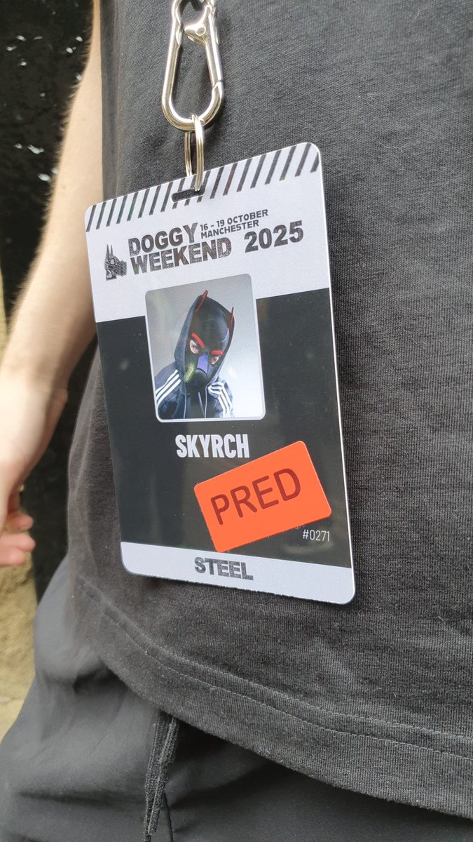 If anyone has any "feral" stickers at DW that would complete me 😜🙏