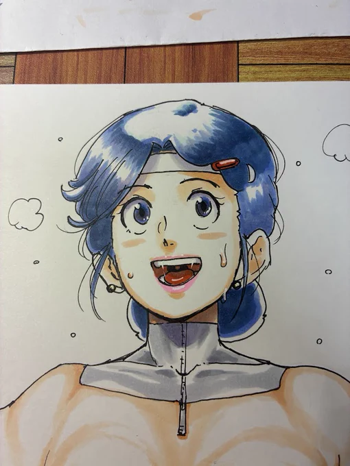 しかしコピックマルチペーパーでの絵は描く。正面立ちオバサンヒーロー。