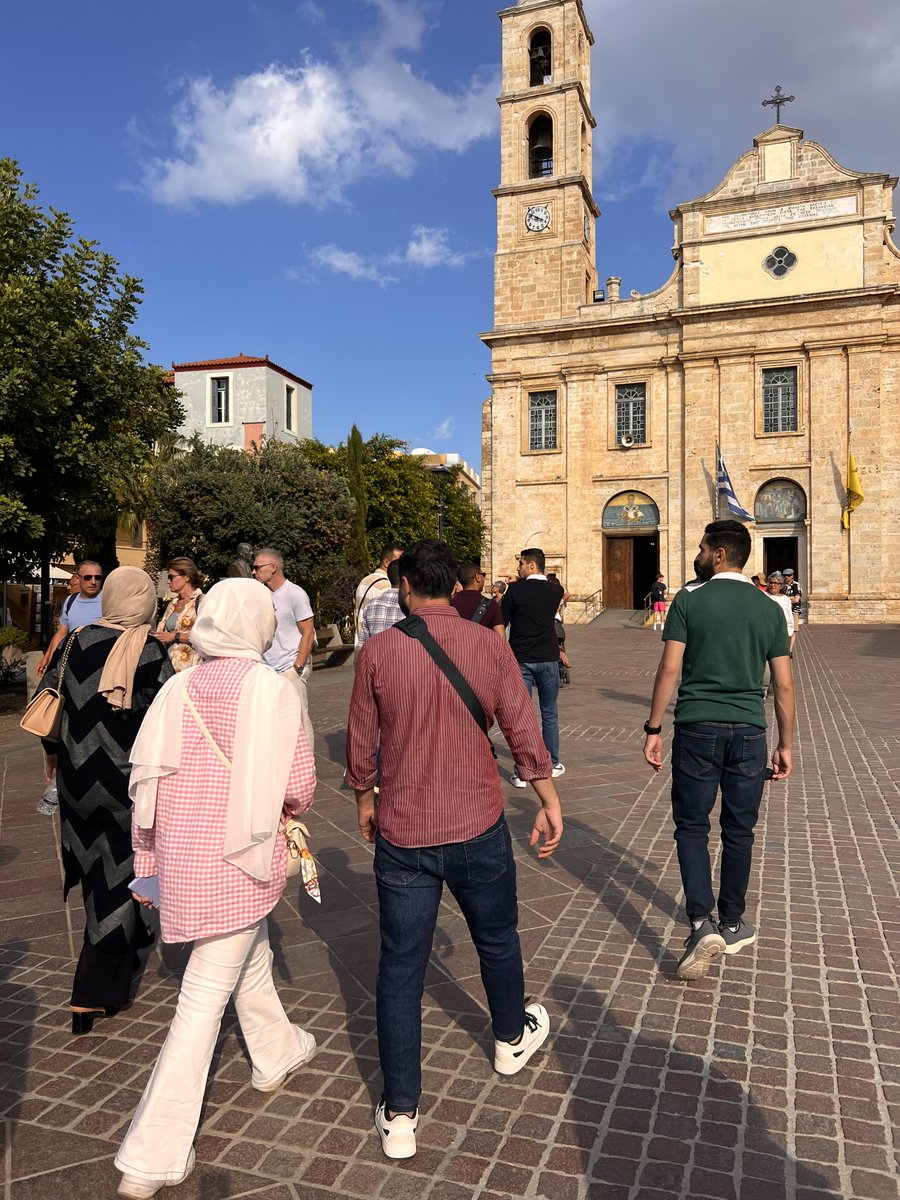 🌟 Our first-year students had an amazing field trip to Venizelos’ Graves &amp; Chania Old Town! 🏛️🌿
A day full of history, culture &amp; hands-on learning. Thanks to everyone who made it 𝐦𝐞𝐦𝐨𝐫𝐚𝐛𝐥𝐞! 📸✨ #StudentLife #Chania #FieldTrip #CIHEAMMAICh
