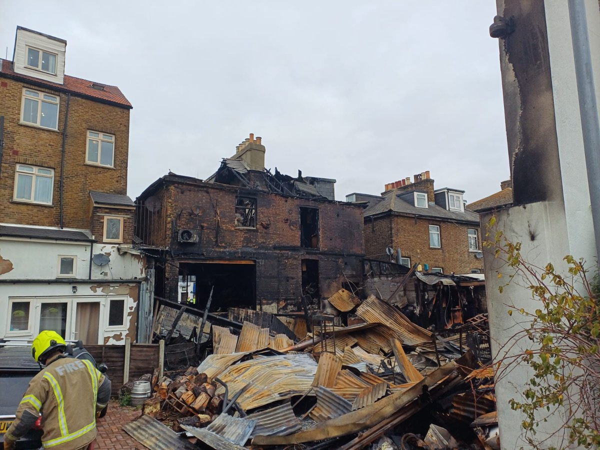 London Fire Brigade tweet media