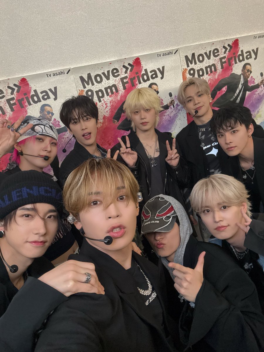 We know that this year is not your greatest year, but please believe that next year will be a great year than this year! Let’s go to the top together😭🫶✨