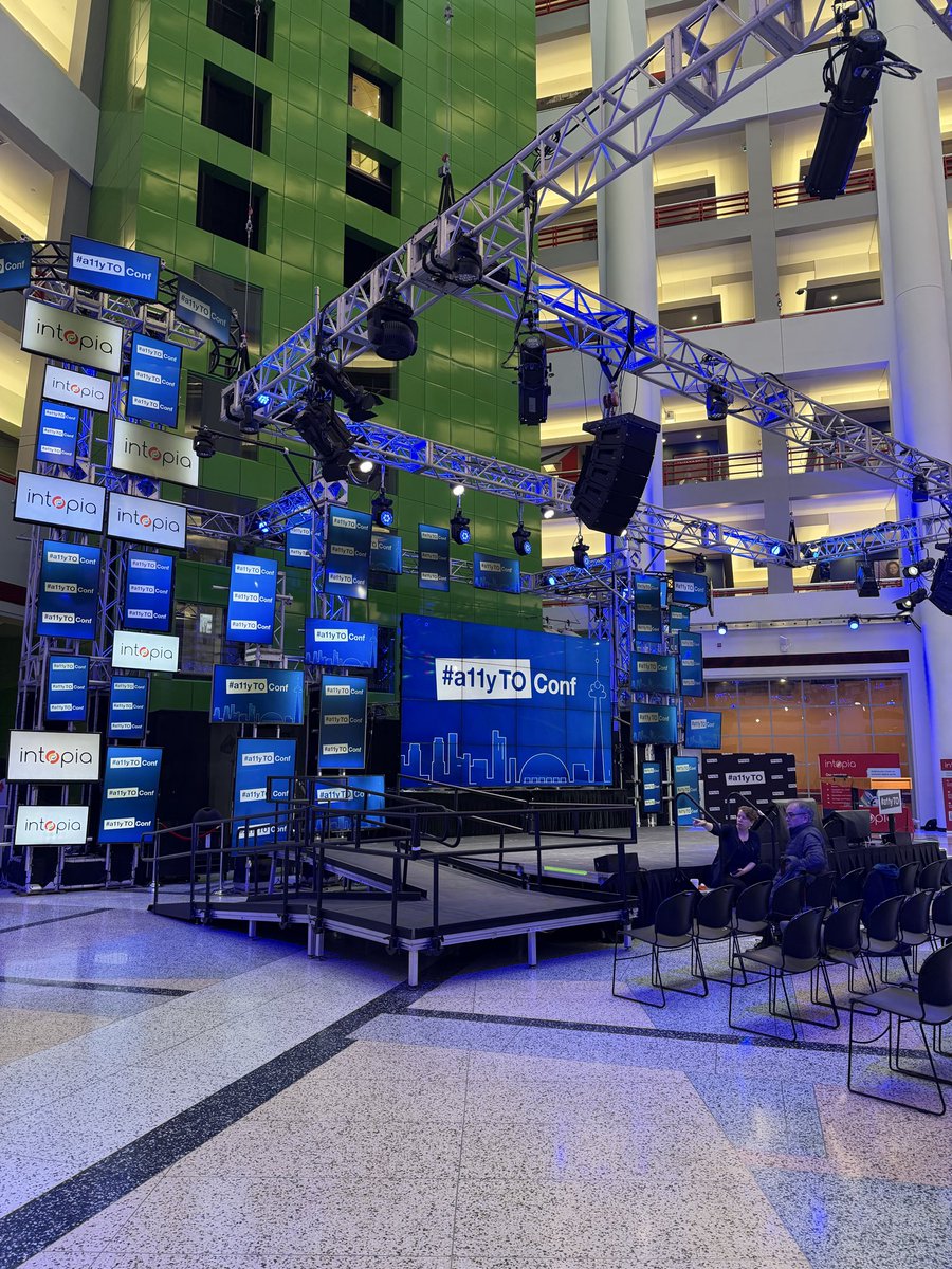 Daniel R. Dafoe tweet media