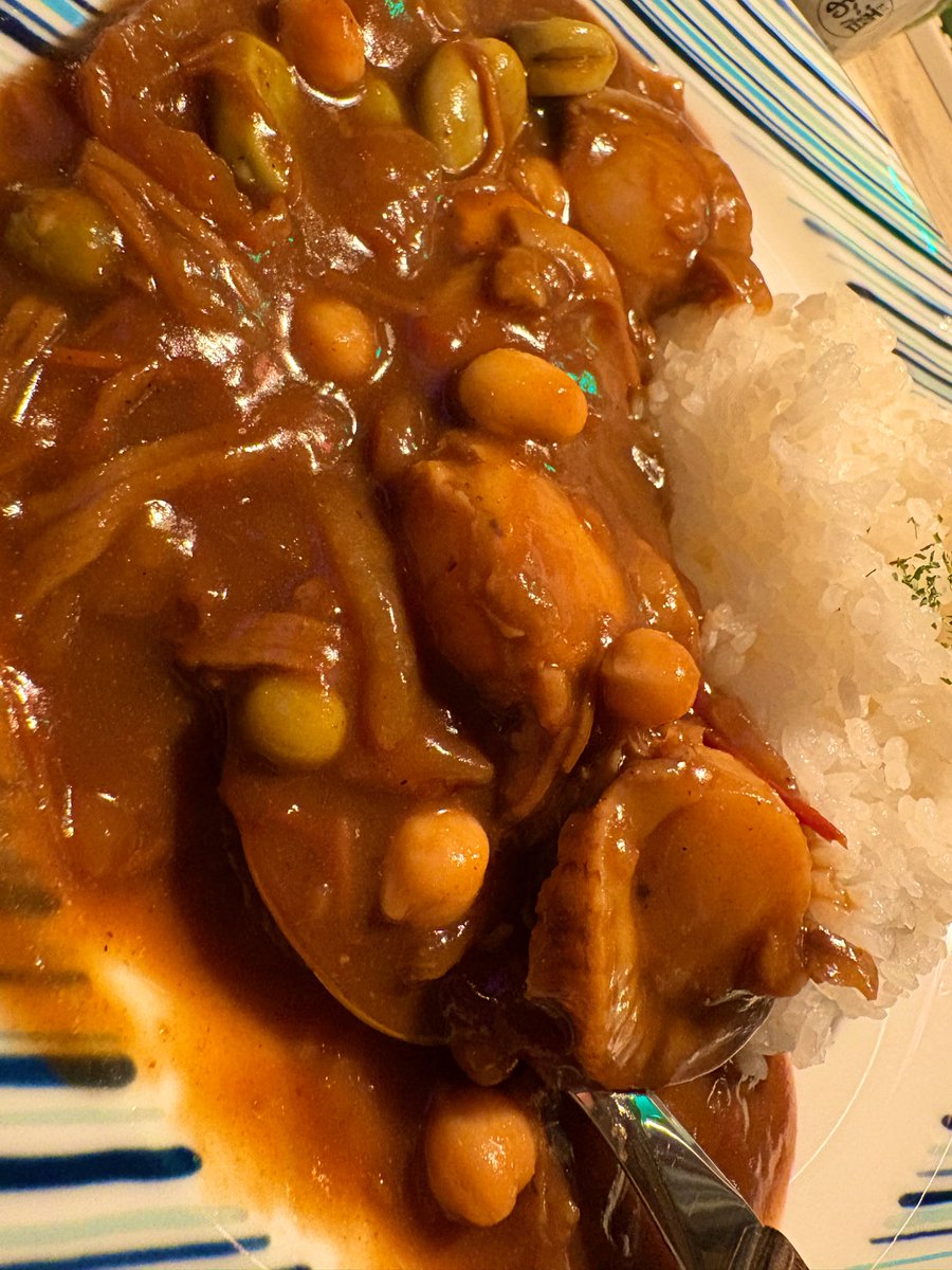 監査で疲れました。
残業しました

カレーで癒します。