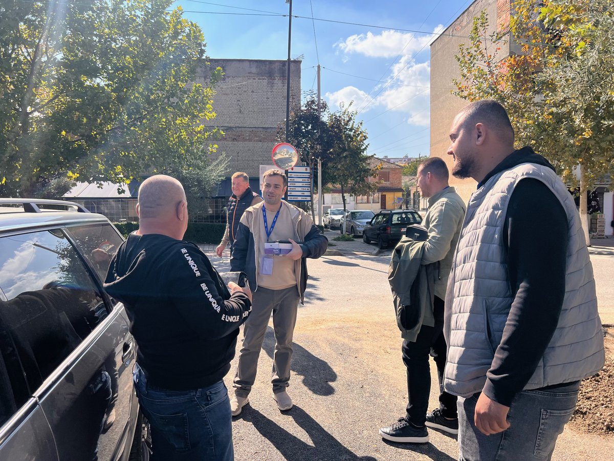 albania_unicef's tweet image. 🤝 #UNICEFAlbania joined #INSTAT in Fier to advance preparations for the #MICS 2025–2026.
📍 In Patos &amp;amp; Grecalli, we met with field teams as final steps are underway before interviews begin.
💬 Grateful to the community for their warm welcome and collaboration.