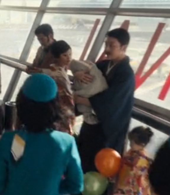 spicynookie's tweet image. choi hyunwook and lee yeon appeared in #GoodNews movie?? 😭