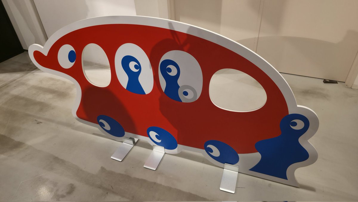 Projectc14's tweet image. 万博アフター
大阪・関西万博デザイン展に行った
すごい列だったけど2時間弱ぐらいで入れた
コミャクー
引地さんとつじさん見ることができた