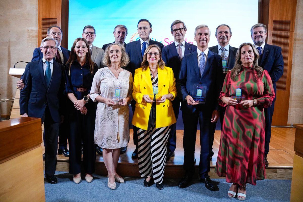 ✍️ Junta, Ayuntamiento, Sevilla TechPark y Endesa renuevan su compromiso con #eCitySevilla para avanzar en un ecosistema innovador que responda a los retos de las ciudades sostenibles.

🔗 lajunta.es/5zz7o