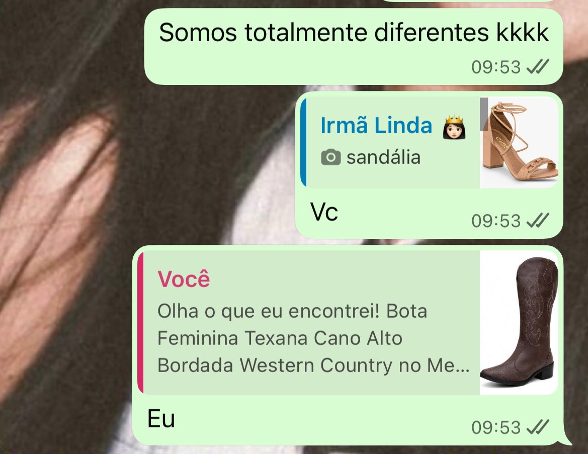 Isadora_adora_'s tweet photo. Eu e a minha irmã somos literalmente o oposto kkkk https://t.co/jDzB8irt0i