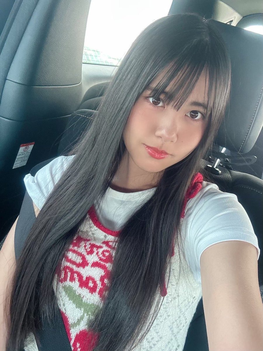 お久しぶりですっ！！！

今日からSNSの投稿頻度を上げようと思ってます！

よかったらまたお話ししに来てください🥹🙏🏼

それと、フォロワーさん5000人超えてましたっ〜🫶🏻
ありがとうございます‧₊˚🩵✩ ₊˚

これからもよろしくお願いします♪

#LUNA