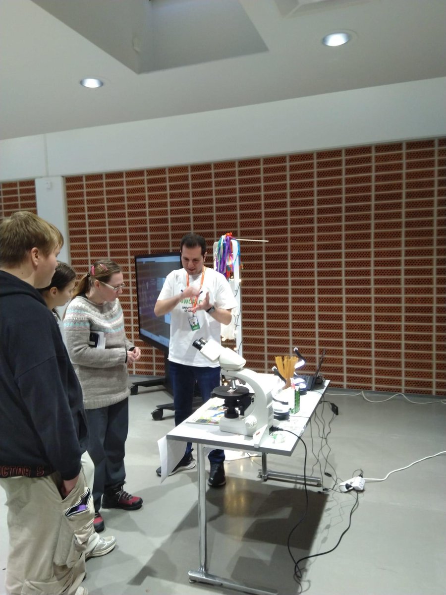 RamanProSeq's tweet photo. From Glass Nanopipettes to Molecular Sensing: Bridging Science and Curiosity!
Our member Alireza Soleimanian presented his research at Researchers’ Night 2025 (University of Oulu), engaging children and adults with how a glass nanopipette reads single DNA and protein molecules! https://t.co/9CFolxLNbl