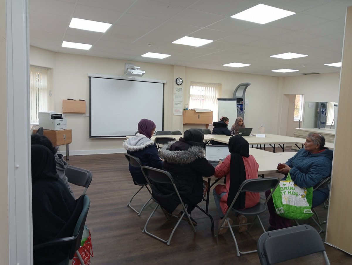 saharainpreston's tweet image. 🚀 Busy and productive morning at Job Club!

✅ CVs updated
✅ Job applications submitted
✅ Support given for Cera+ Care, Hospitality Ladder, and Rail Engineering NVQ L2 courses

🎉 Huge congrats to 5 members who secured jobs since last week – amazing progress! @JackieFlynnTod