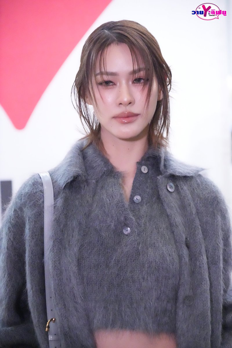 Yloveyouchannel's tweet image. เสน่ห์ล้นหลาม  “เอมี่ ทสร” ร่วมเฉลิมฉลองกับแคมเปญสุดยิ่งใหญ่ ACE 🌟 Fashionในงาน  “Amazing Central Embassy ❤️ Fashion”✨️

JOIN FASHION WITH THASORN
#CELovesFashionxEmi
#emiamily #CELoveFashion
#AMAZINGCENTRALEMBASSY