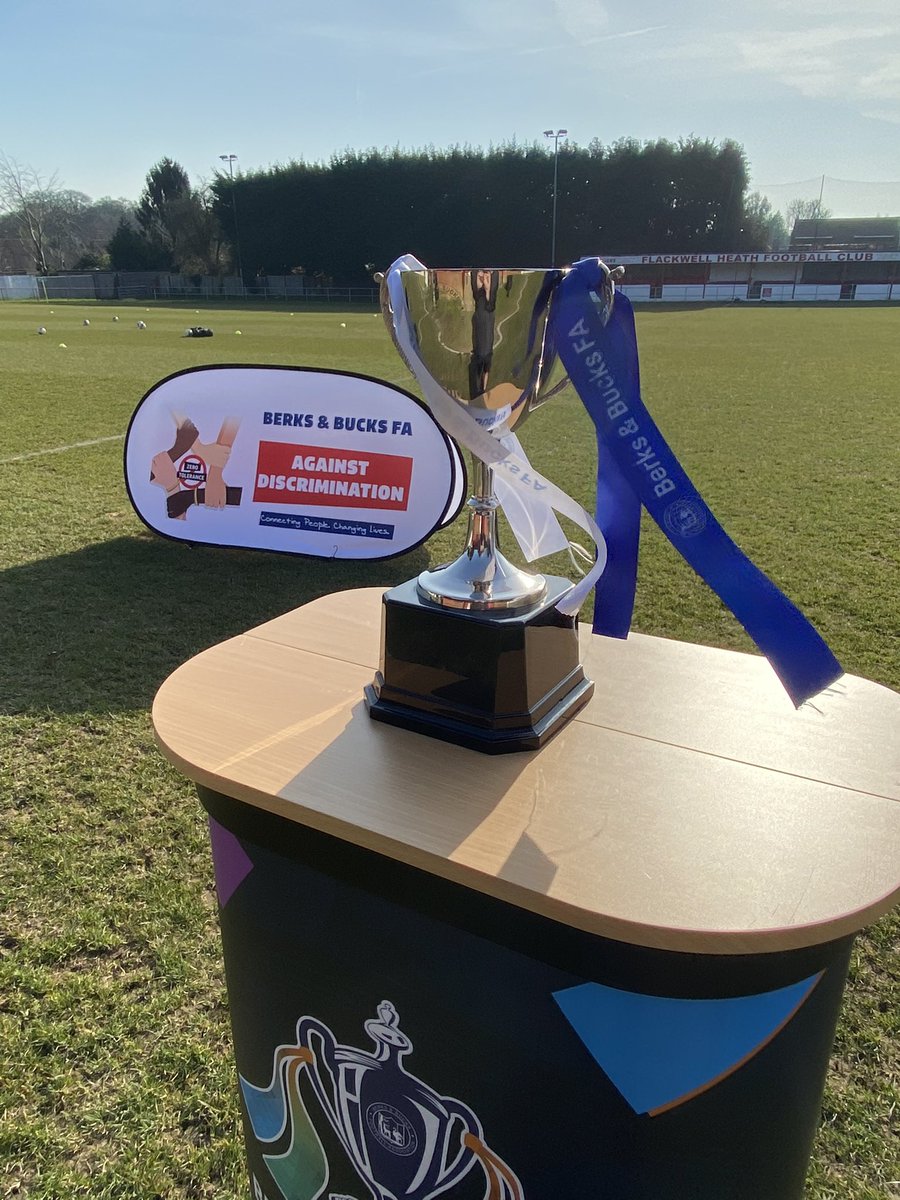 A MASSIVE couple of days of <a href="/BerksandBucksFA/">Berks & Bucks FA</a> County Cup football as we have over 170 matches taking place on Saturday &amp; Sunday. 
Good luck to all teams looking to book their place in the next round 🏆 ⚽️