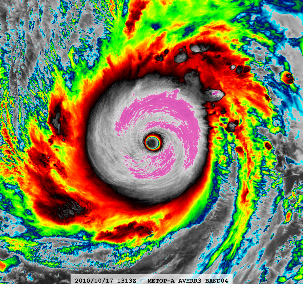 zeb199818's tweet photo. Super Typhoon #15W #MEGI 15-year Anniversary
Satellite: #METOPA #AVHRR3
Channel : B04 (10.8 µm) 1.1 km
Time : 2010/10/17 1313Z
Eye Temp : 21.35 °C
CPA : ~430 km
Aircraft Observations : 
1115Z 895mb FL 170KT
1206Z 893mb FL 192KT
1305Z 890mb FL 177KT https://t.co/Wsc3eyK3YN