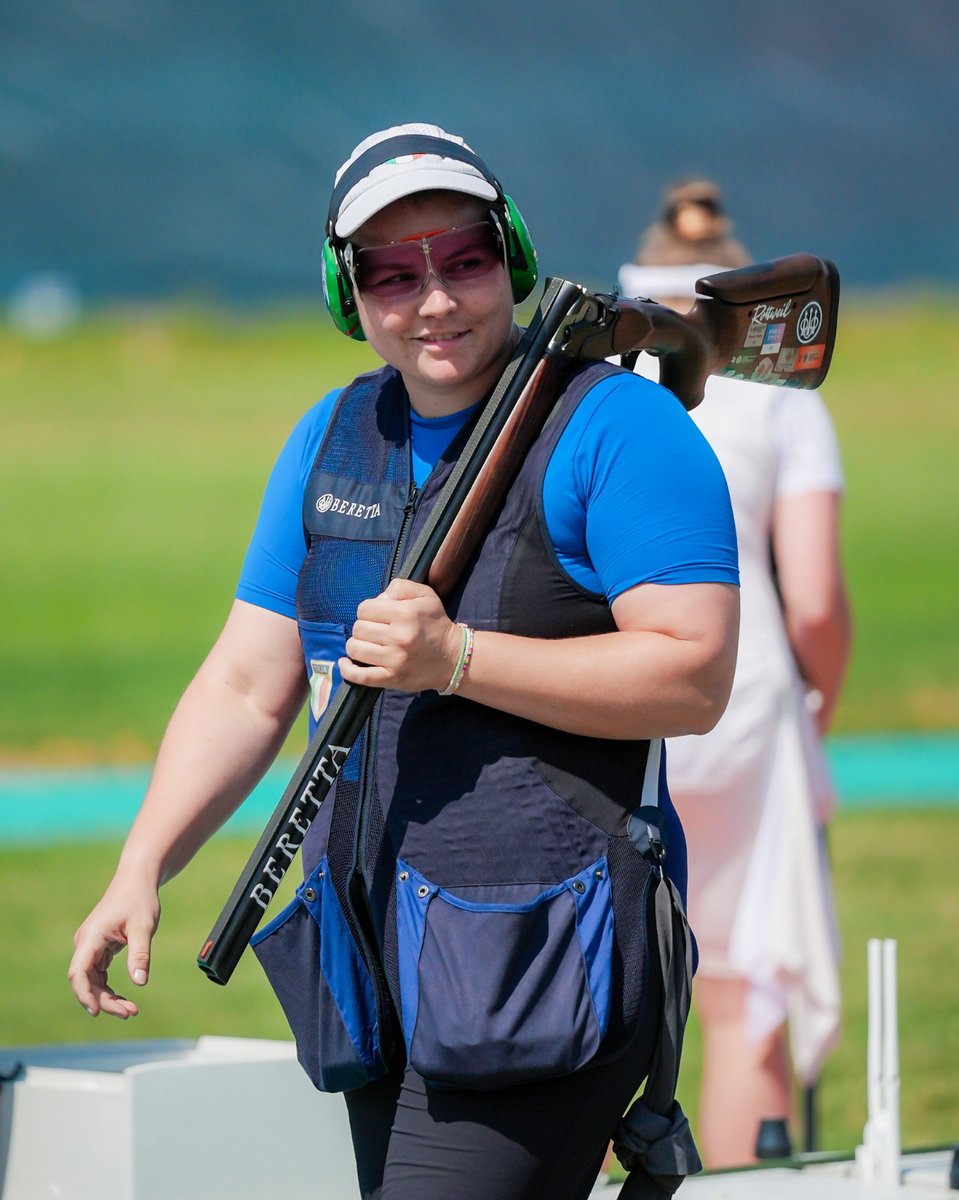 ItaliaTeam_it's tweet photo. ED È ARGENTOOOOOOOOOO 🥈✨
Silvana Stanco strappa una medaglia fantastica ai Mondiali di tiro a volo!
Il secondo posto nella finale femminile di trap è già nella storia!
Ad Atene come a Parigiiiiiiiiiiiii 😍
#ItaliaTeam #tiroavolo https://t.co/6ImVVm0gVq
