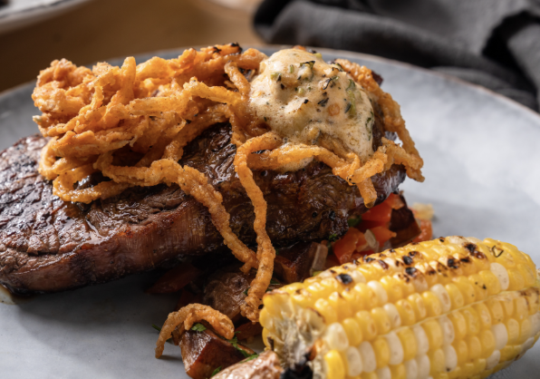 LibsGrillML's tweet image. Savor the flavors of fall Sink your fork into our juicy 12oz Grilled New York Strip—served with golden potato hash, sweet corn on the cob, cowboy butter, and a crispy fried onion finish. Who’s ready to feast?