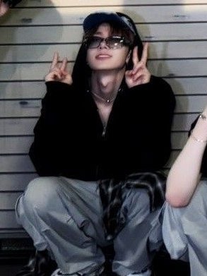 voxember's tweet image. anak ka ng tatay mo