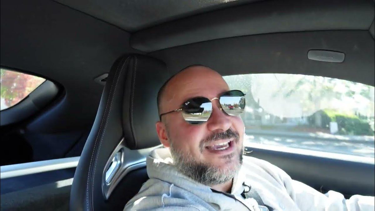 CodeCommuteVlog's tweet image. Do Software Engineers REALLY Need So Much Self-Help?
Catch up on Code Commute!
In response to a comment, I wanted to raise some awareness about self-help topics for software engineers.
I think most people have challenges, insecurities, or other things going on that have…