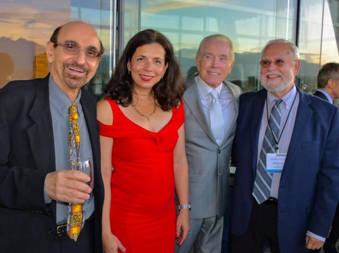 @HappyImmigrantDocs tweet media