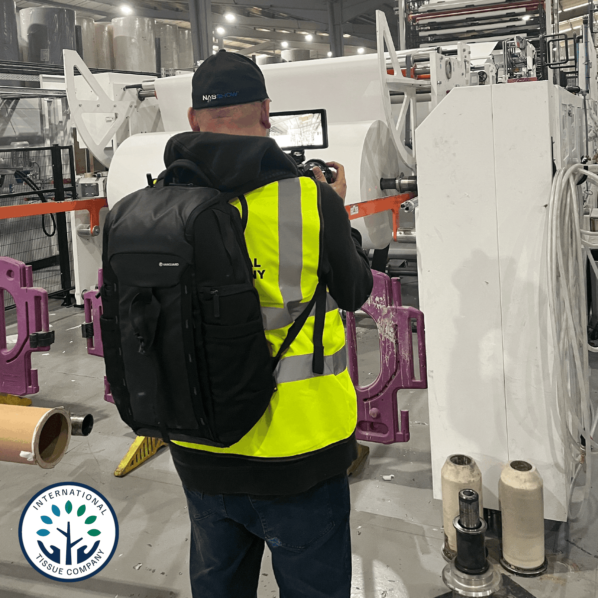 21Digital_Ltd's tweet image. Our Creative Director Steven visited International Tissue Company this week to capture new photography and video content for their upcoming website 🎥

Excited to share more soon — big thanks to the ITC team for having us! 🙌

#ClientVisit #VideoShoot #WebDesign