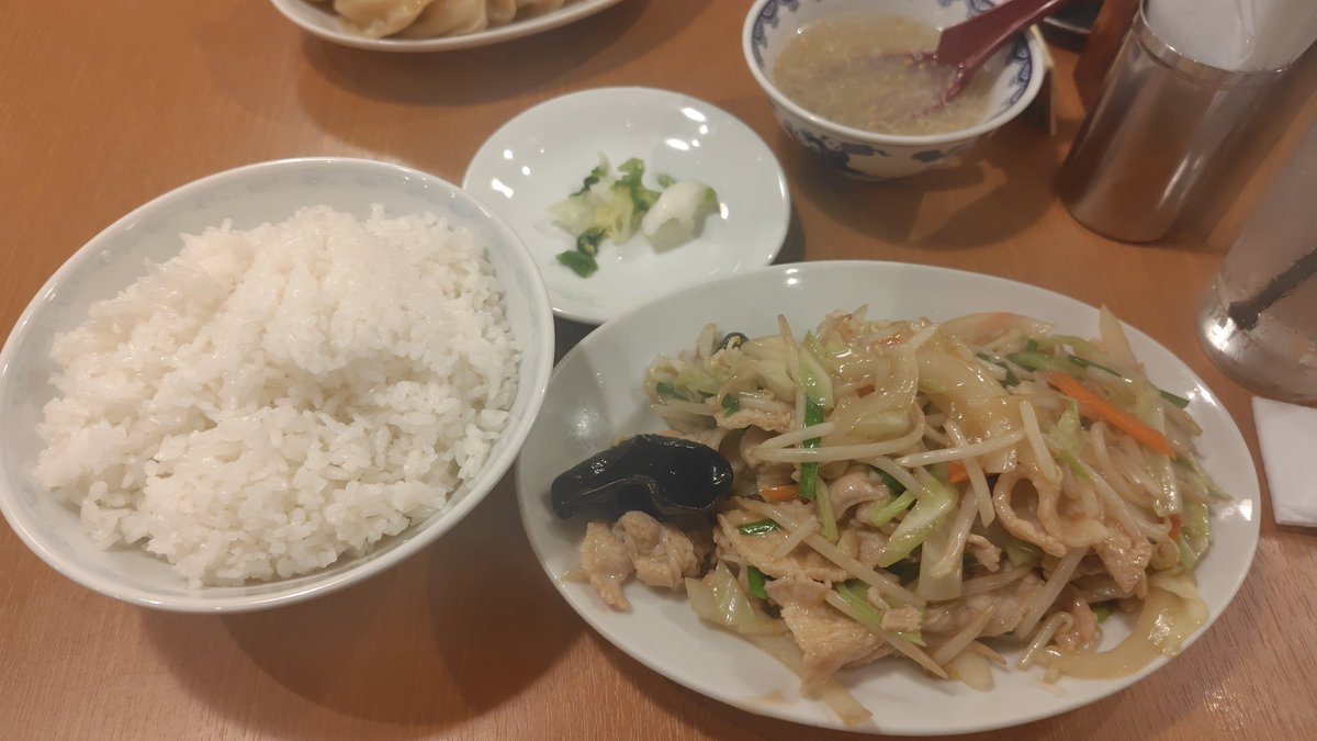オタク打ち上げ飯〜