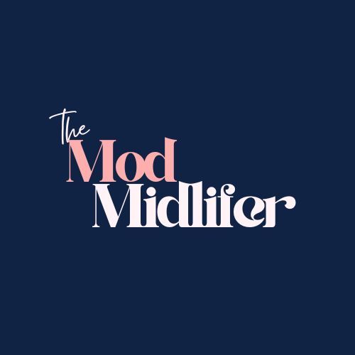 meghltndesigns's tweet image. Another service is logo creation! DM to order | Custom requests always welcome, come design with me! #DesignGoals #BeforeAndAfterDesign #CreativeProcess #DesignerLife #BrandGlowUp #SmallBusinessDesign #CustomBranding #SupportSmallBusiness #ShopSmallDesigns #MadeForYou