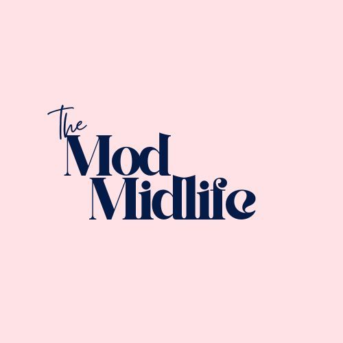 meghltndesigns's tweet image. Another service is logo creation! DM to order | Custom requests always welcome, come design with me! #DesignGoals #BeforeAndAfterDesign #CreativeProcess #DesignerLife #BrandGlowUp #SmallBusinessDesign #CustomBranding #SupportSmallBusiness #ShopSmallDesigns #MadeForYou