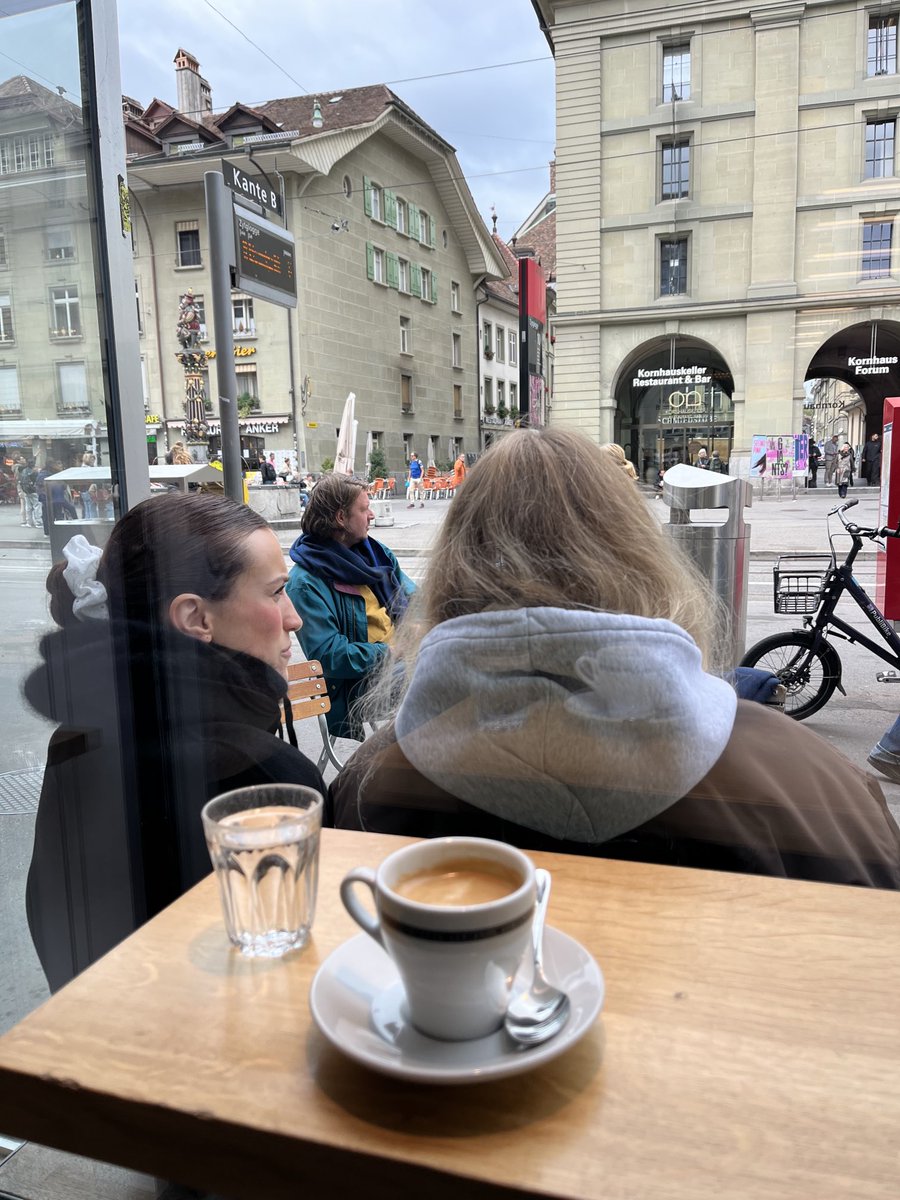 PinkTaxiRunner's tweet image. Save me a seat
At the cafe please @redbicycle1 #bern #switzerland #streetphotography