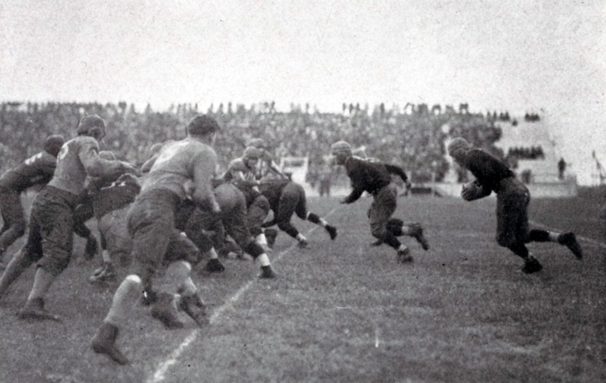 OU_Football's tweet photo. OTD 100 years ago ⏪ | The first game played at Gaylord Family – Oklahoma Memorial Stadium, a 7-0 OU win over Drake on Oct. 17, 1925 https://t.co/GW6OzWsvWc