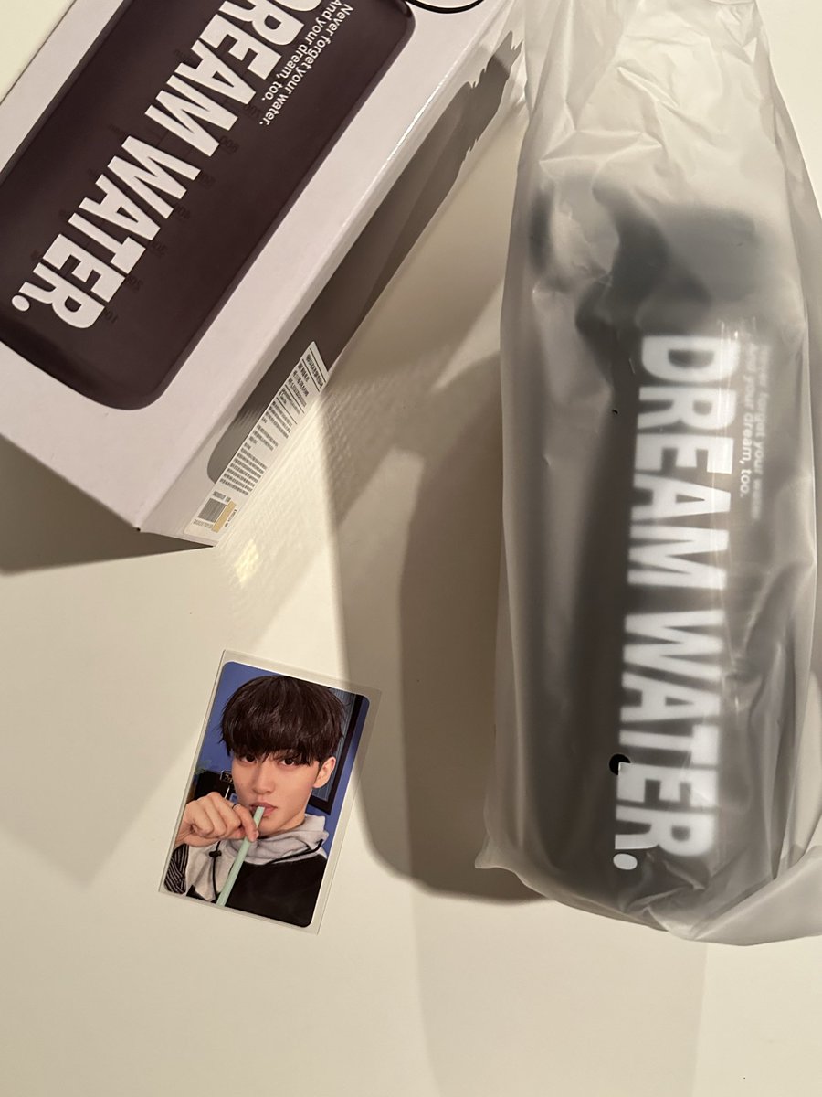 forgoodstufff's tweet photo. พร้อมส่ง DREAMQUEST MD
MARK WATER BOTTLE SET 

♡ มาร์ค 
390.- รวมส่ง

#ตลาดนัดnct #ตลาดนัดnctdream #ตลาดนัดnct127 #ตลาดนัดอซท https://t.co/fFZ83uQBGB