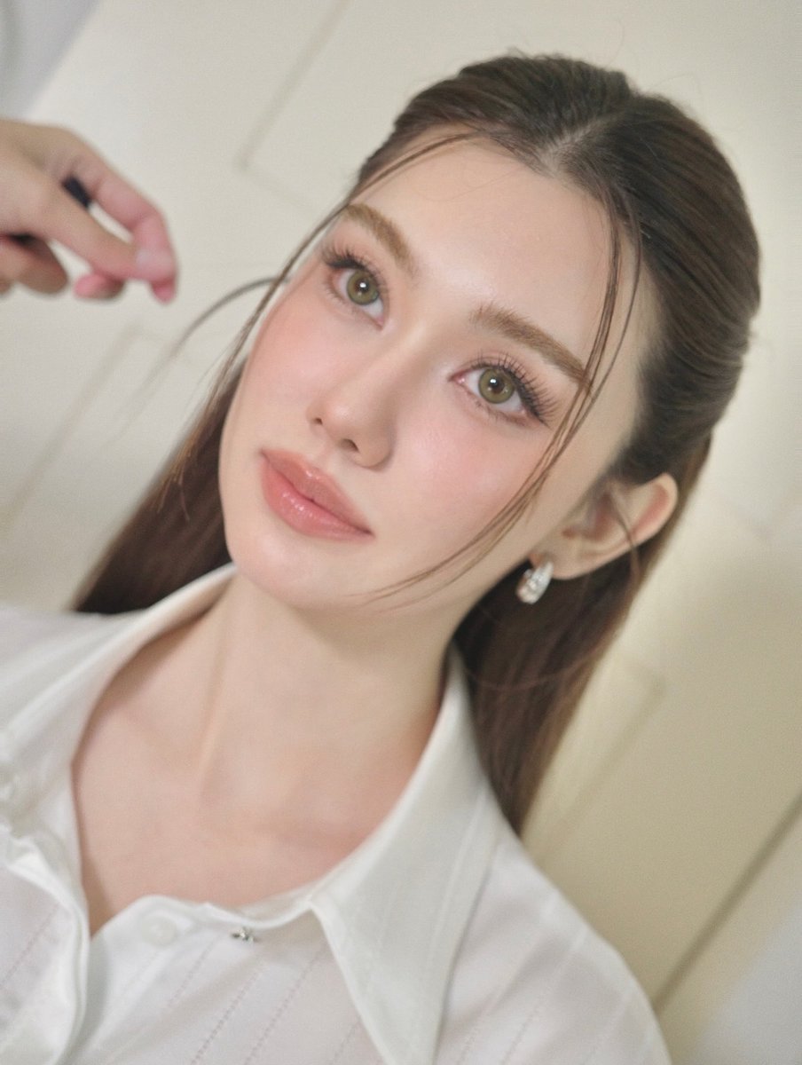 LalinaLena1999's tweet image. [171025] 📸
IG Post: jiranet_makeup

#lalinalena #ลีน่าลลินา