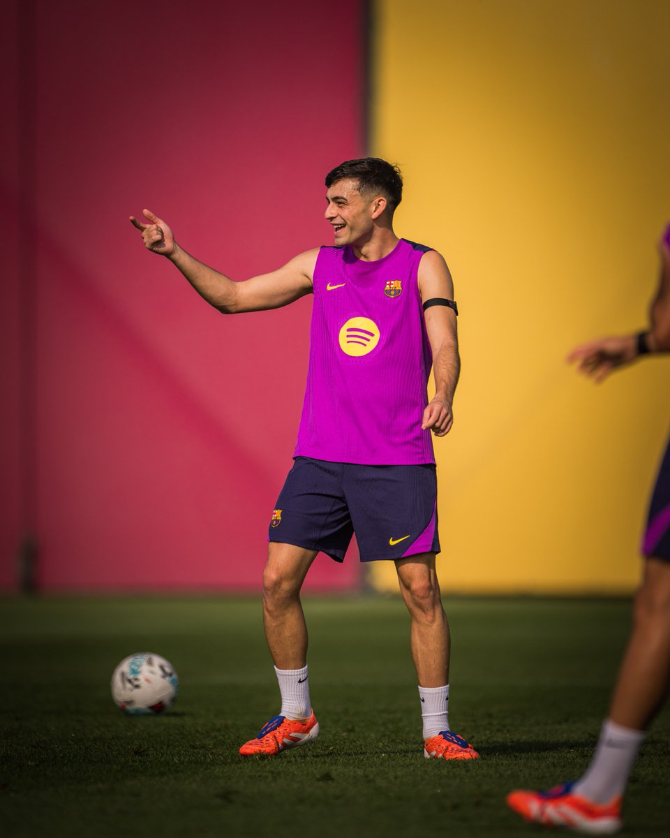 FCBarcelona's tweet photo. Happy Pedri, happy us. 🫶 https://t.co/dD8EMoNHRV