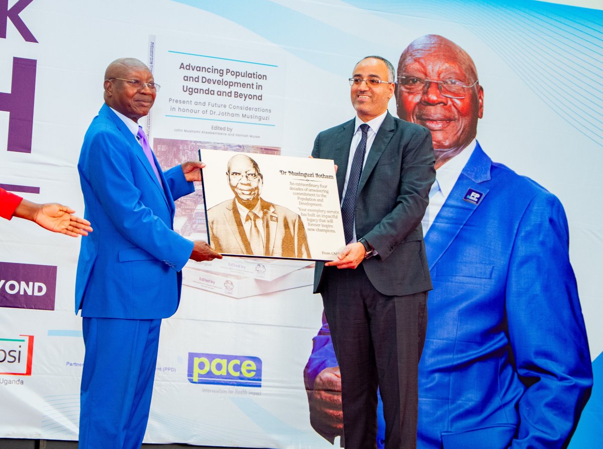 Makerere's tweet photo. #OfficialBookLaunch In Honour of Dr. Jotham Musinguzi
UNFPA Representative:
"I’m truly honoured to be with you this afternoon to honour Dr. Musinguzi on this dedicated service.
This book encapsulates his achievements over the last four decades." https://t.co/JkOPfS5J2F